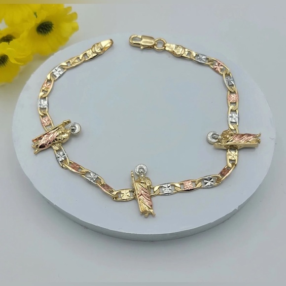 Tri Tone Gold Plated Saint Jude Chain Bracelet. San Judas Oro laminado - Picture 2 of 3